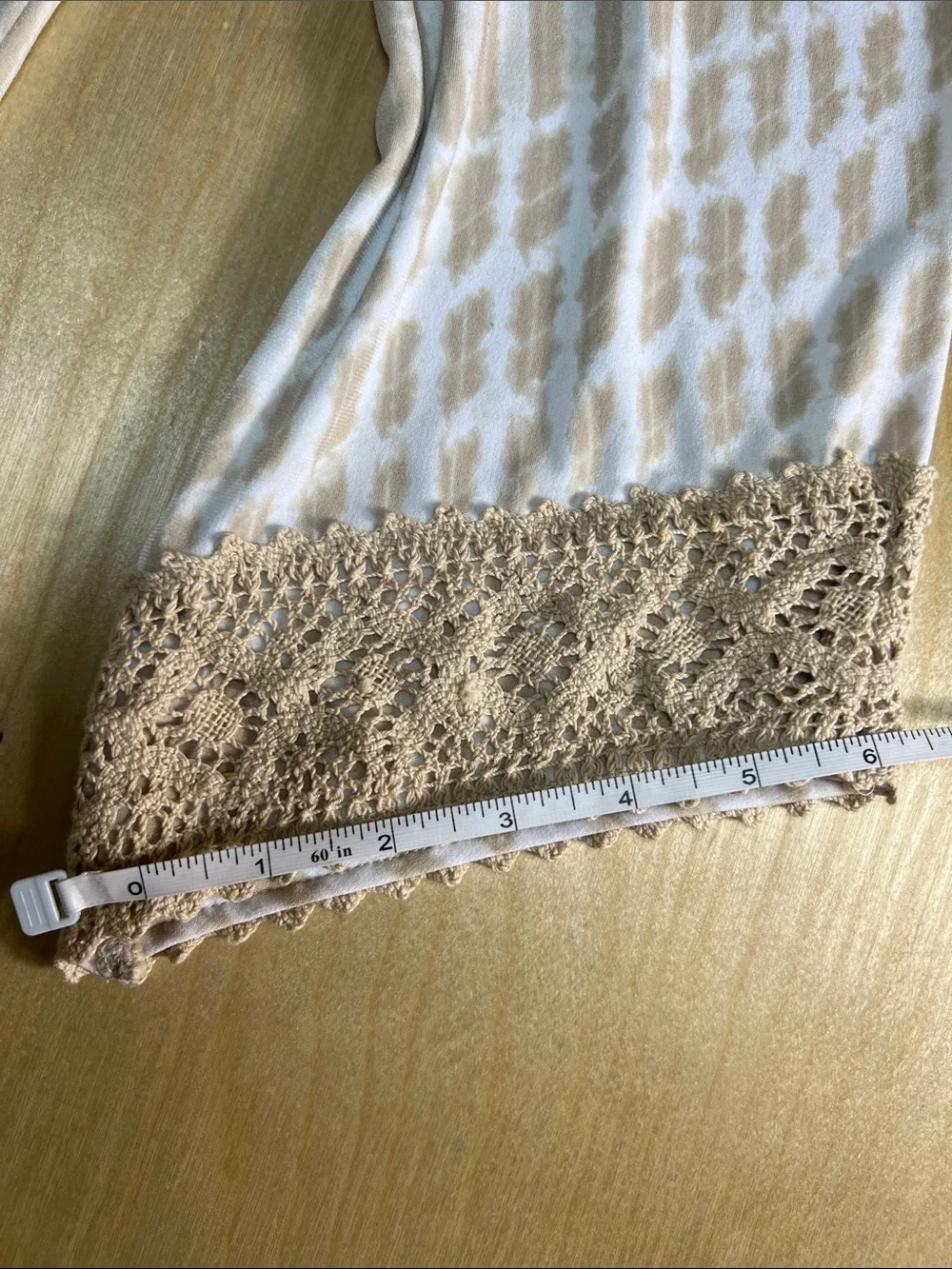Michael Kors Beige and White Patterned Crochet-Trim Mini Dress size XL - Picture 6 of 9